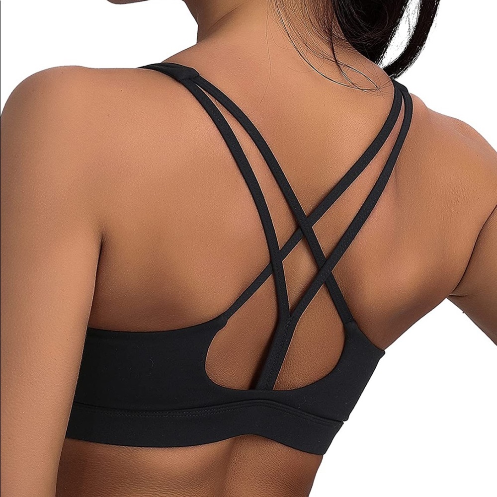 NEW LEOQ Black Strappy Yoga Active Gym Sports Bra